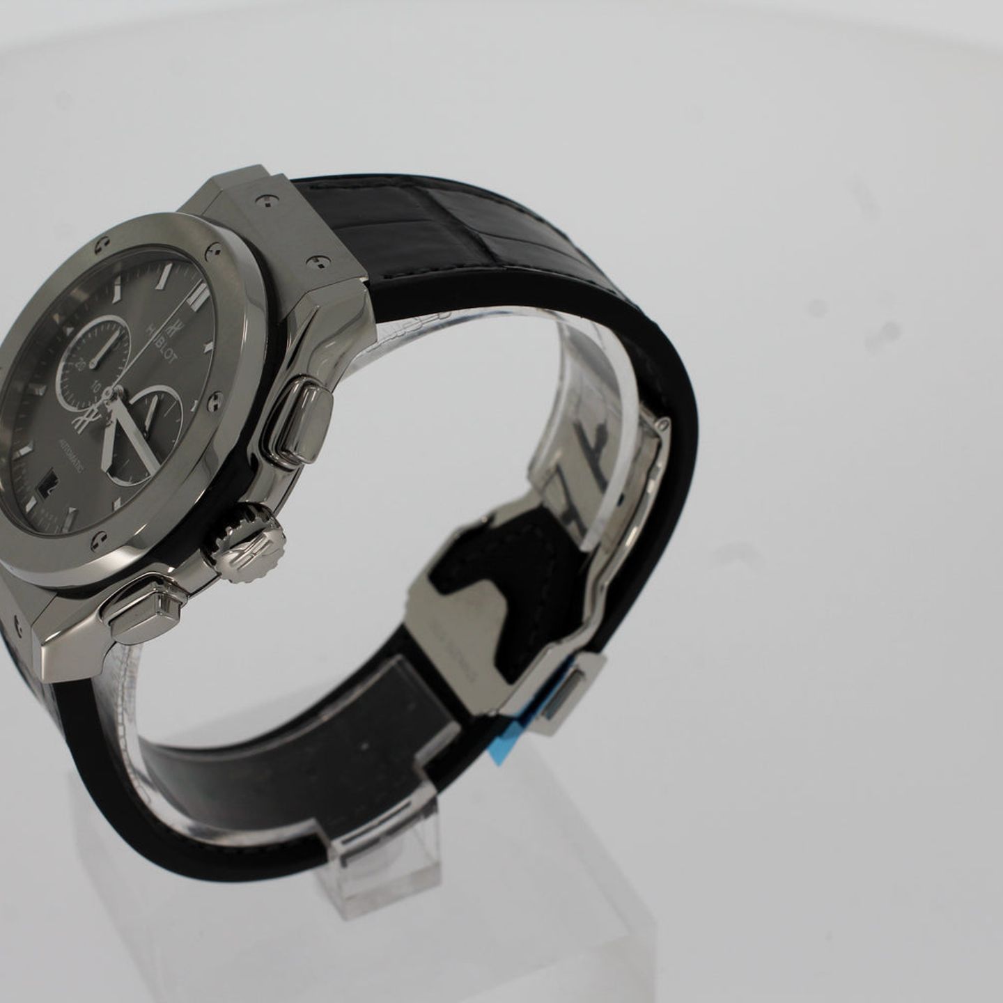 Hublot Classic Fusion Chronograph 541.NX.7070.LR (2025) - Grey dial 42 mm Titanium case (2/4)