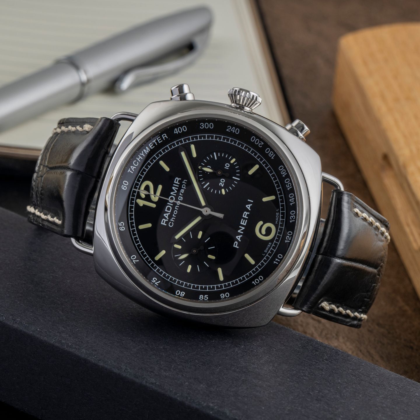 Panerai Radiomir Chronograph PAM00288 (Unknown (random serial)) - Black dial 45 mm Steel case (2/8)