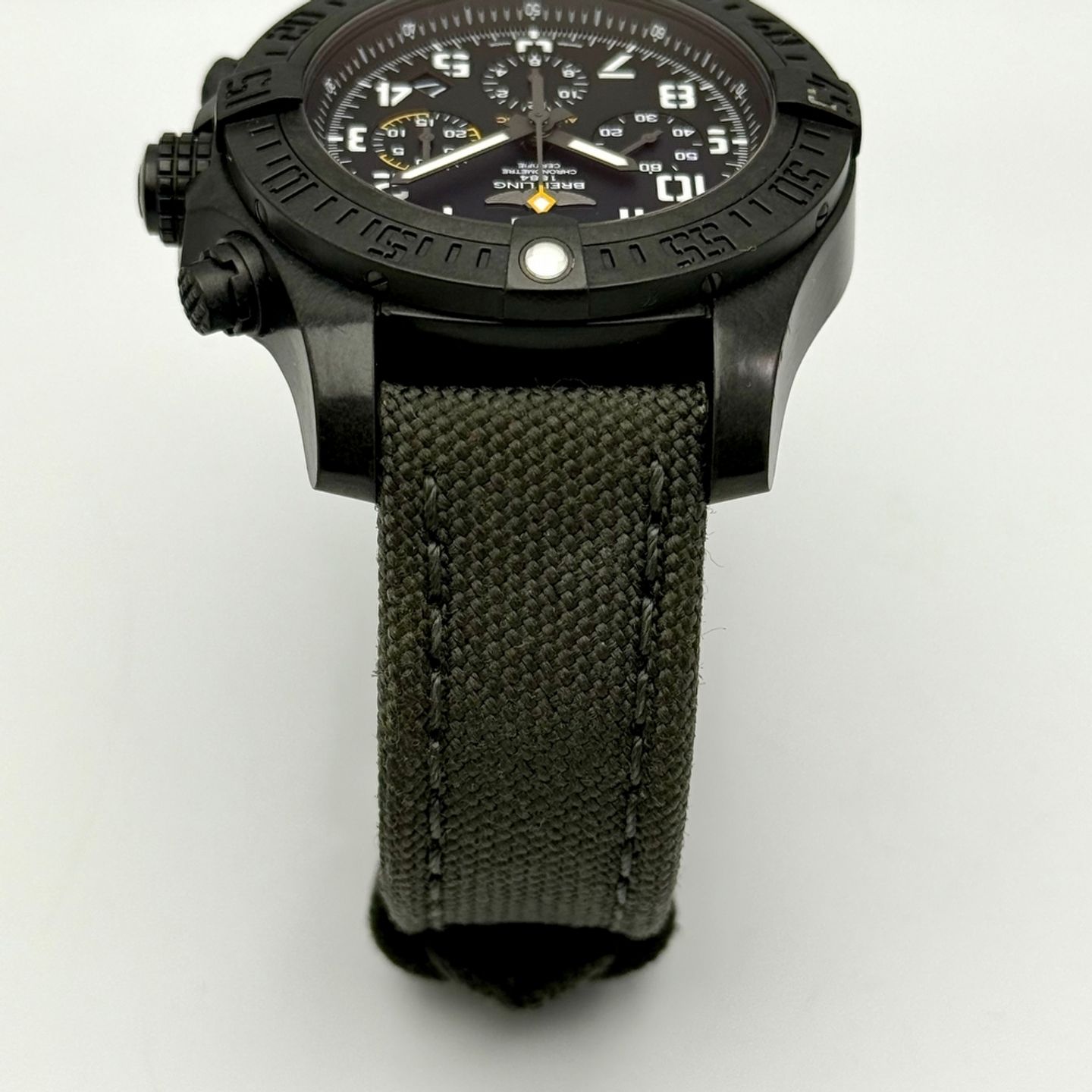 Breitling Avenger Hurricane XB0180 (2018) - Black dial 45 mm Plastic case (8/8)
