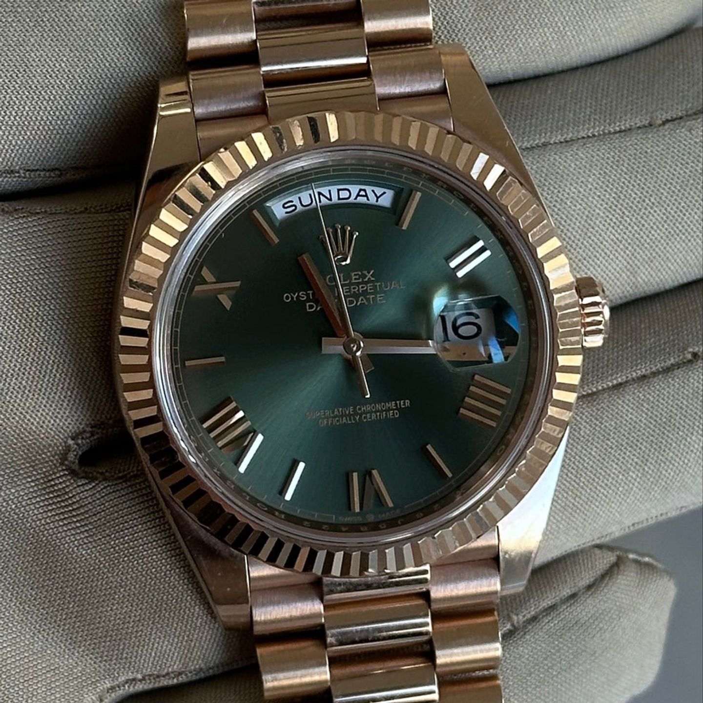 Rolex Day-Date 40 228235 (2025) - Groen wijzerplaat 40mm Roségoud (1/4)