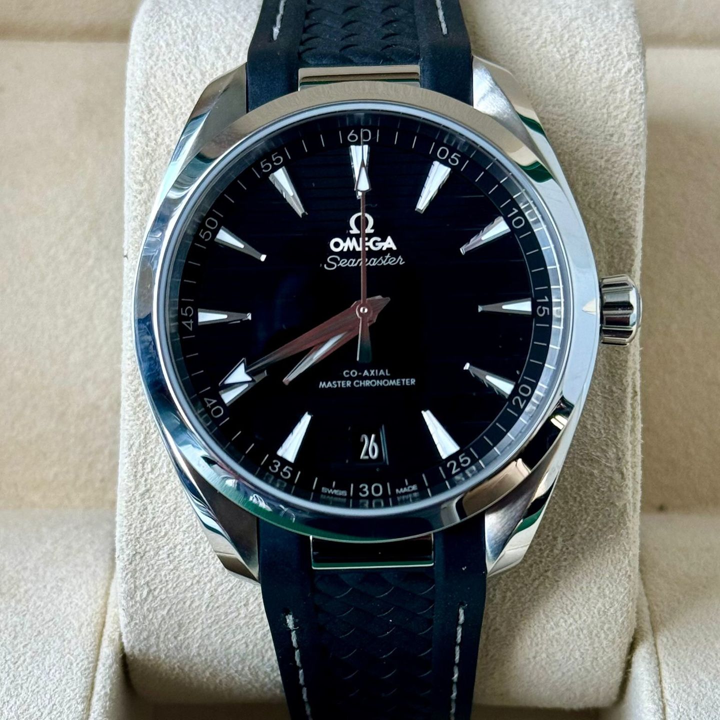 Omega Seamaster Aqua Terra 220.12.41.21.01.001 (2022) - Zwart wijzerplaat 41mm Staal (2/7)