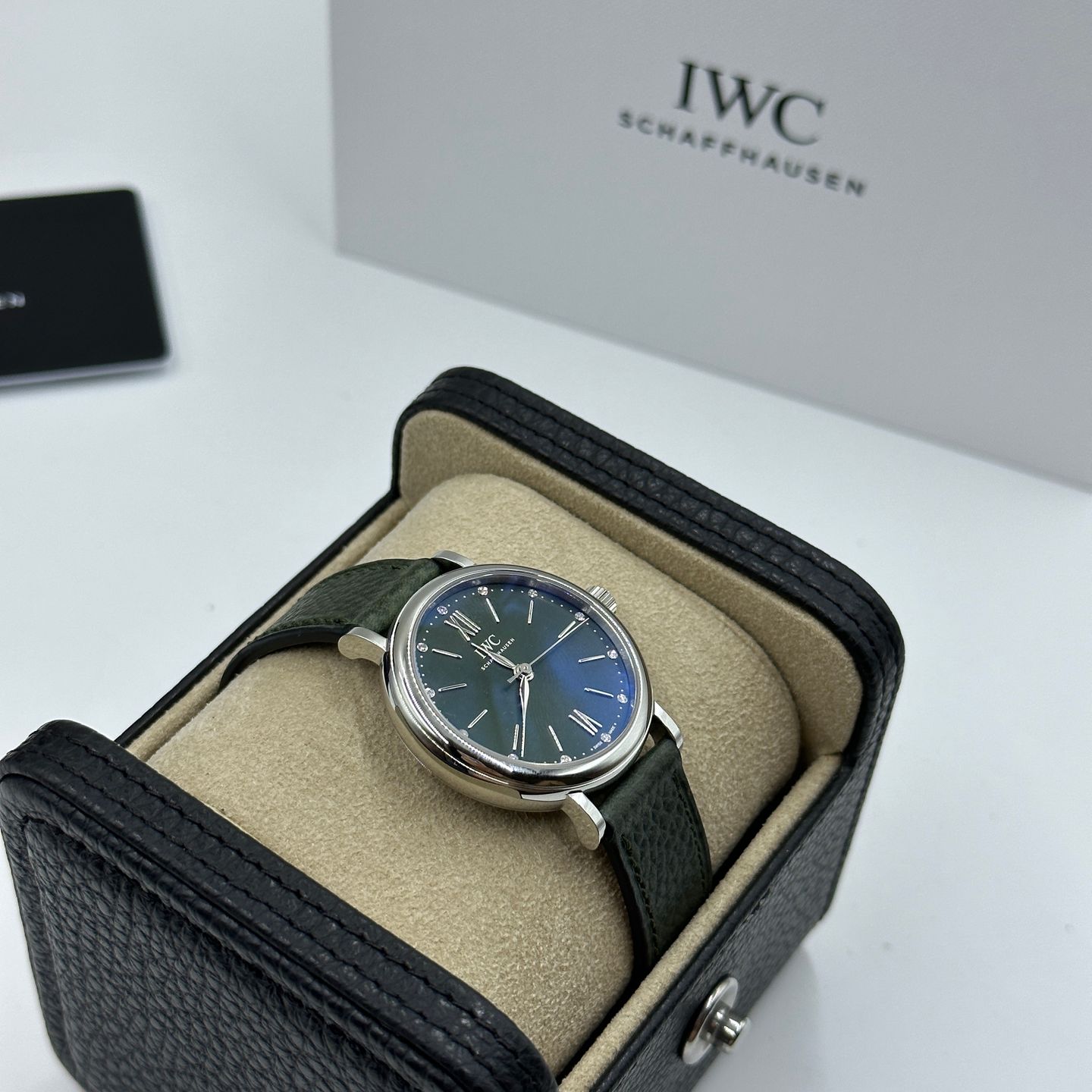 IWC Portofino Automatic IW357412 (2023) - Groen wijzerplaat 34mm Staal (2/8)