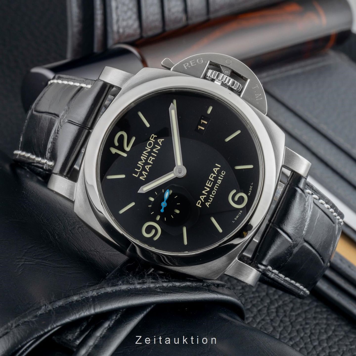 Panerai Luminor Marina 1950 3 Days Automatic PAM01312 (Onbekend (willekeurig serienummer)) - Zwart wijzerplaat 44mm Staal (2/8)