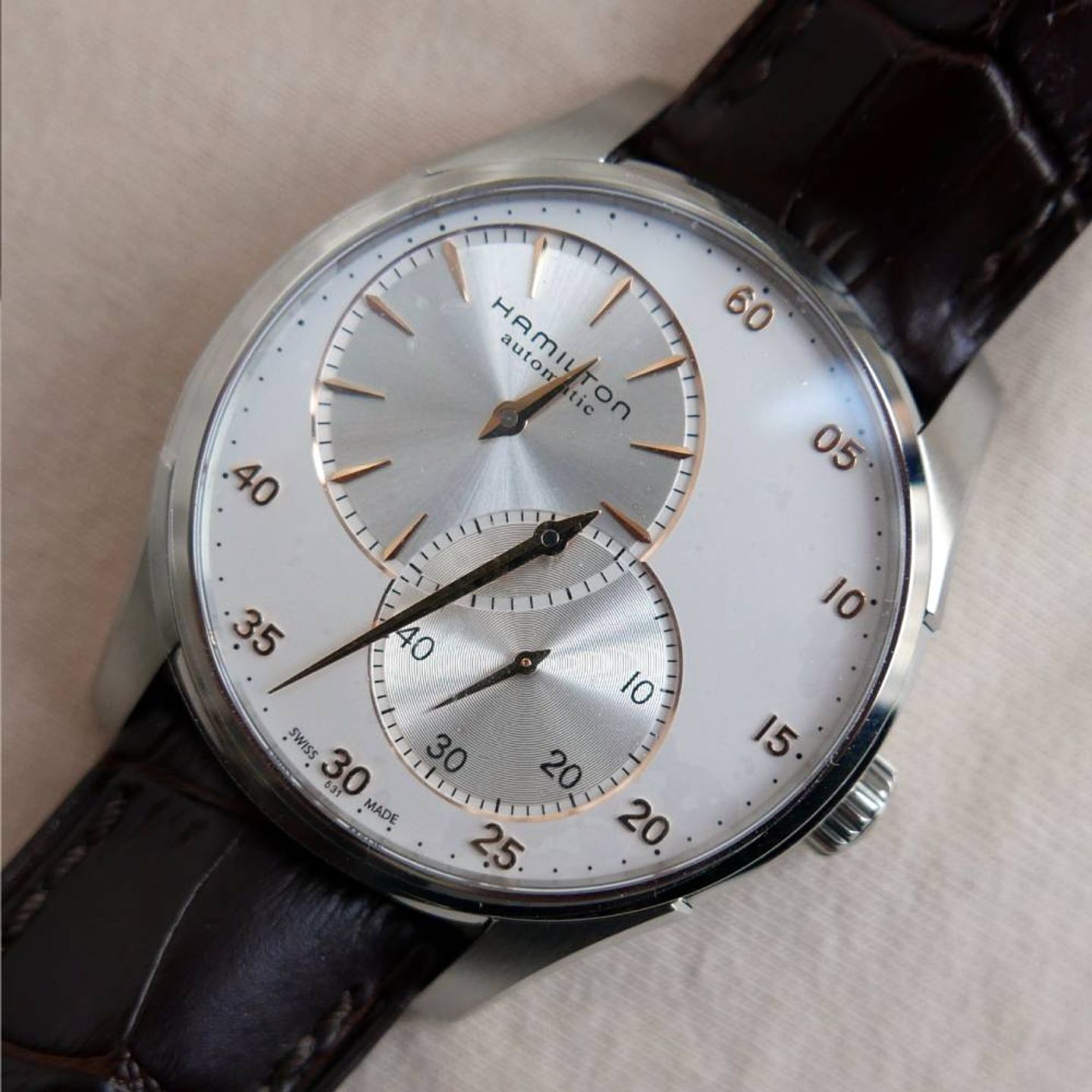 Hamilton Jazzmaster Regulator H42615553 (2025) - Silver dial 42 mm Steel case (1/8)