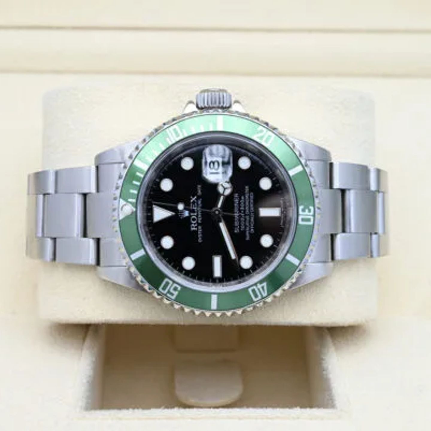 Rolex Submariner Date 16610LV (2009) - Zwart wijzerplaat 40mm Staal (4/6)