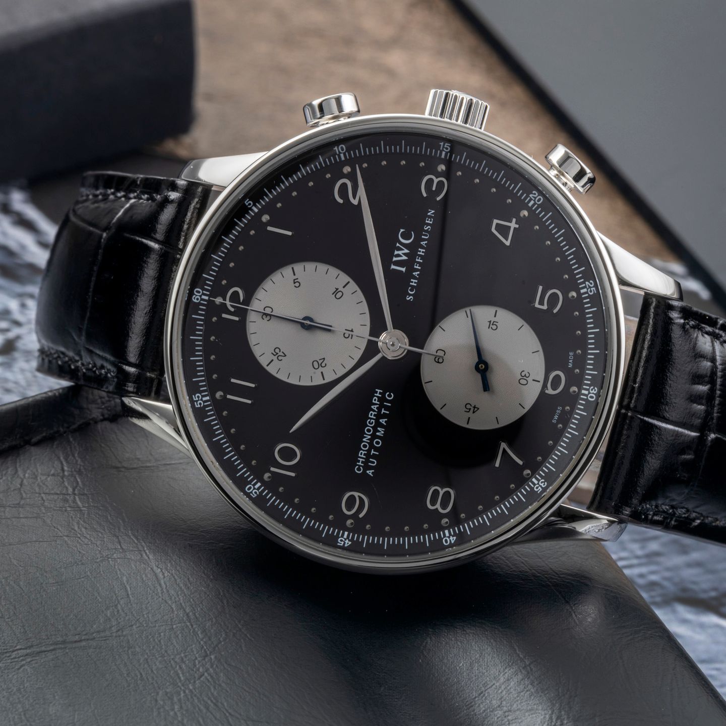 IWC Portuguese Chronograph IW371404 (Unknown (random serial)) - Black dial 41 mm Steel case (2/8)