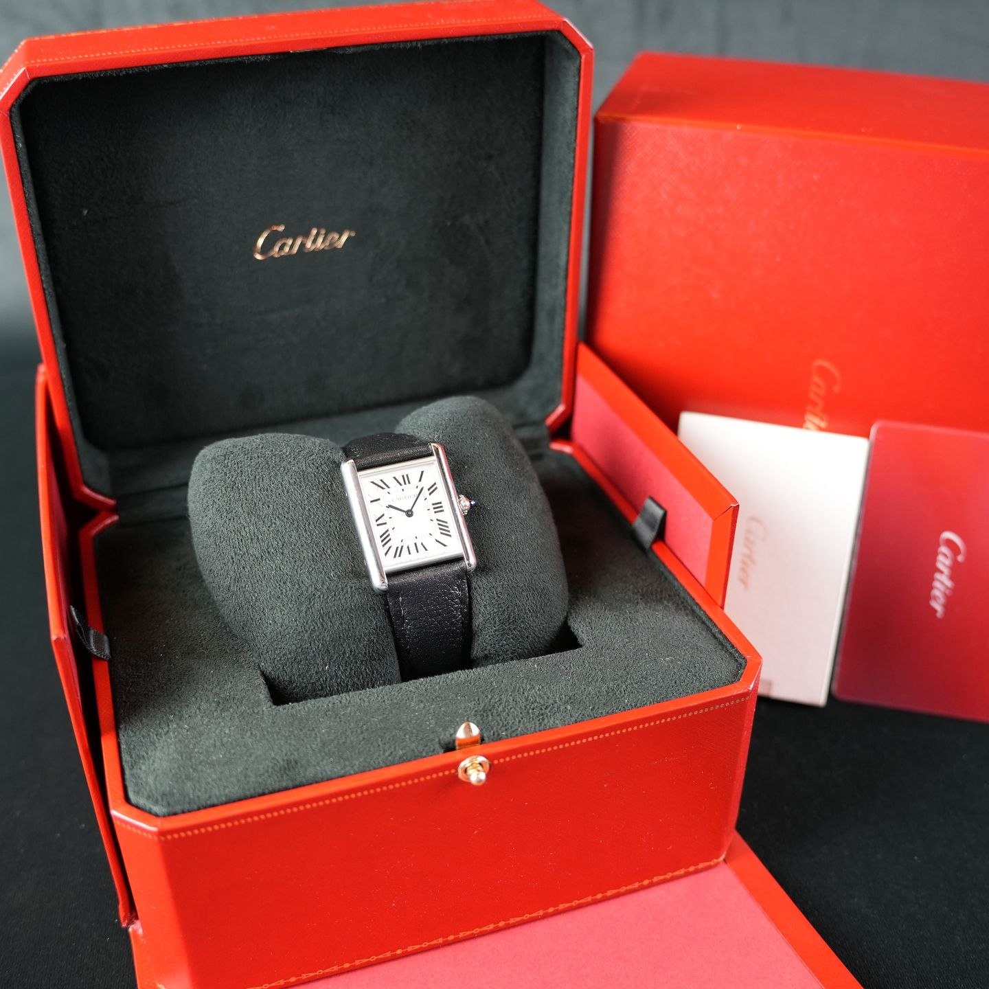 Cartier Tank WSTA0062 (2022) - Silver dial 34 mm Steel case (8/8)