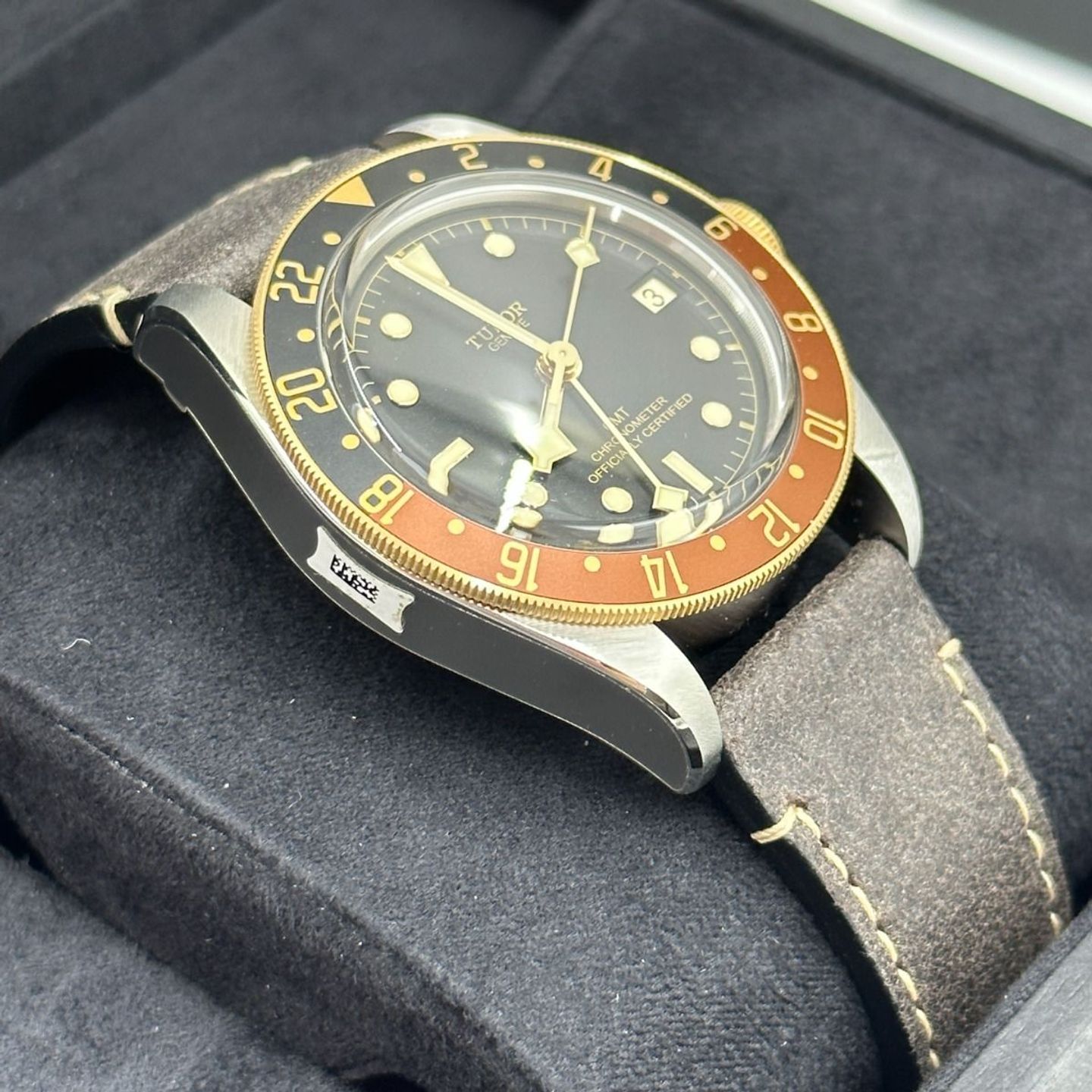 Tudor Black Bay GMT 79833MN-0003 (2023) - Zwart wijzerplaat 41mm Staal (8/8)