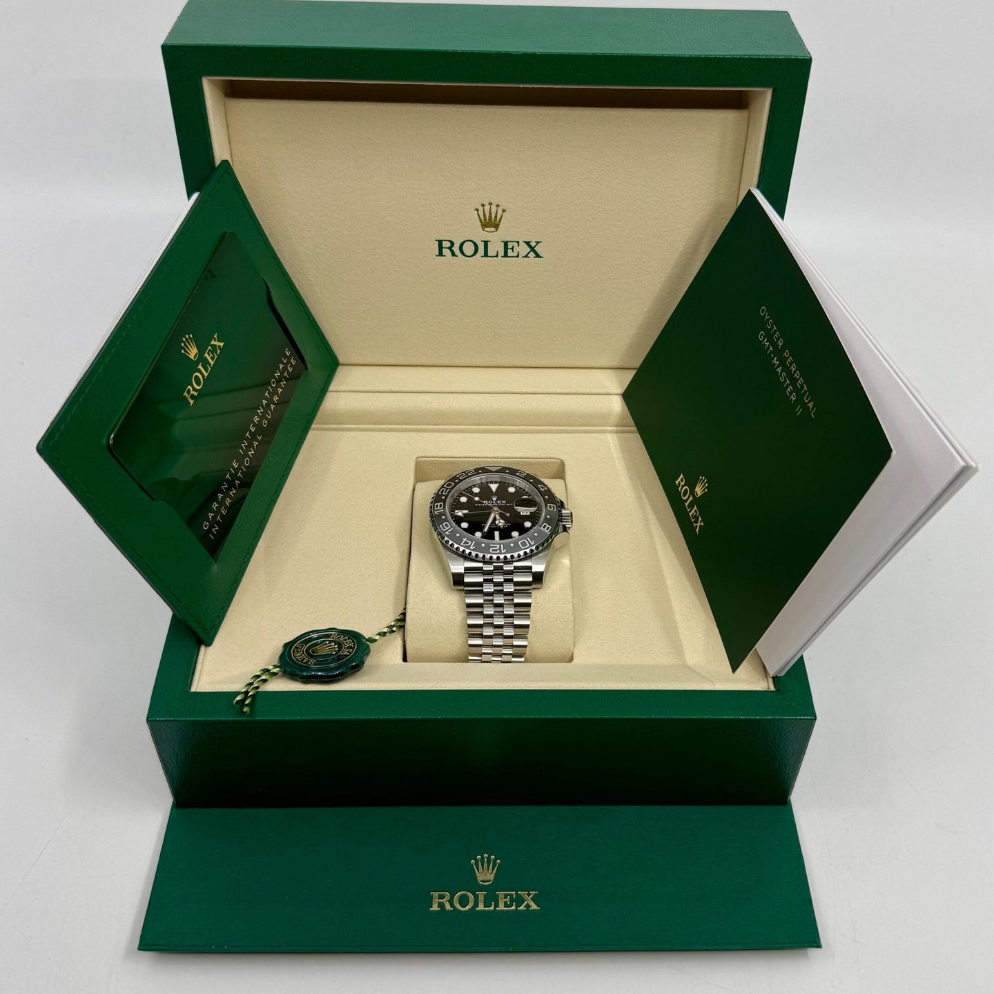 Rolex GMT-Master II 126710GRNR - (3/8)