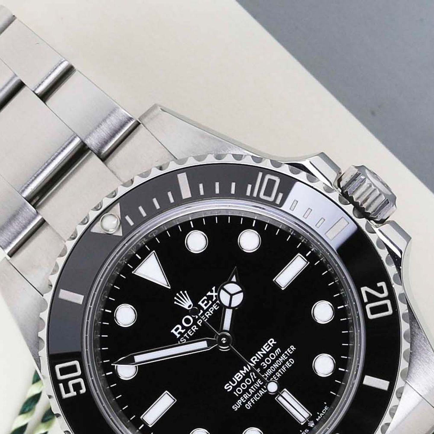 Rolex Submariner No Date 124060 - (3/8)