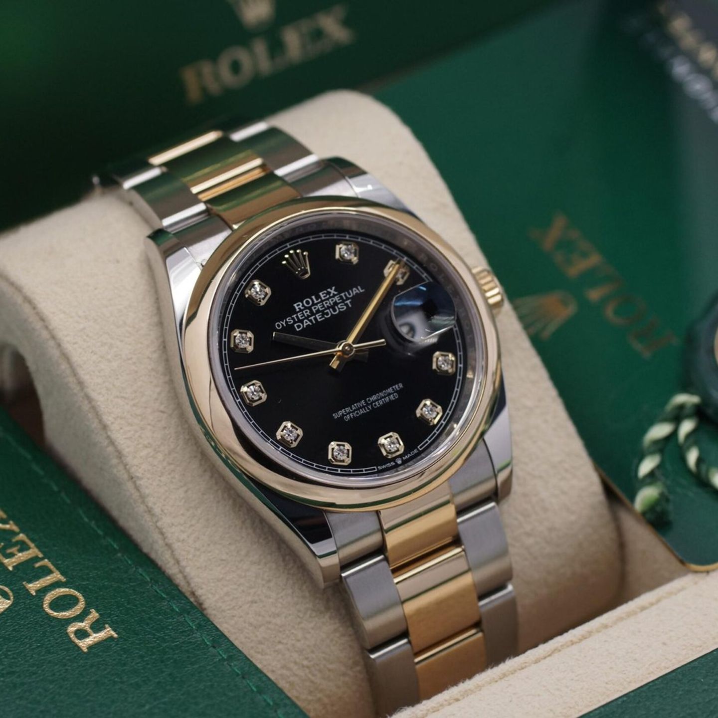 Rolex Datejust 36 126203 (2021) - Black dial 36 mm Gold/Steel case (1/8)