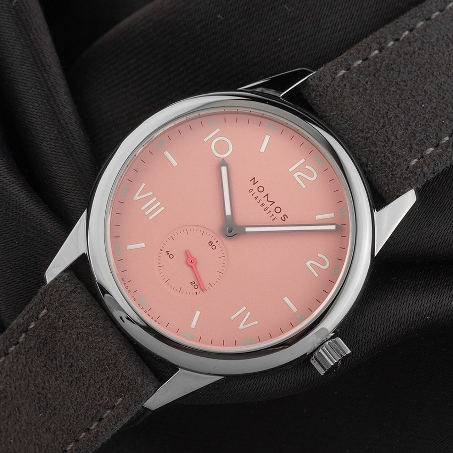 NOMOS Club Campus 720.GB - (3/8)