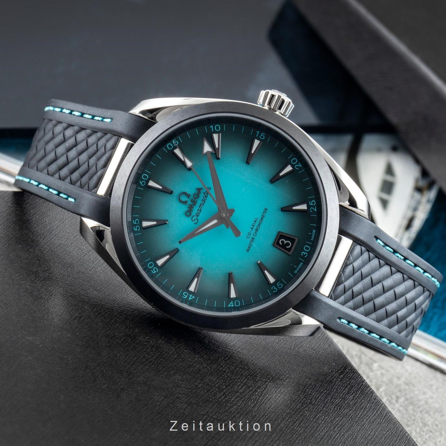 Omega Seamaster Aqua Terra 220.32.41.21.03.001 - (2/8)