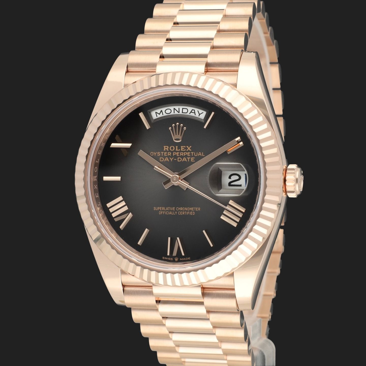 Rolex Day-Date 40 228235 (2024) - Grey dial 40 mm Rose Gold case (1/8)
