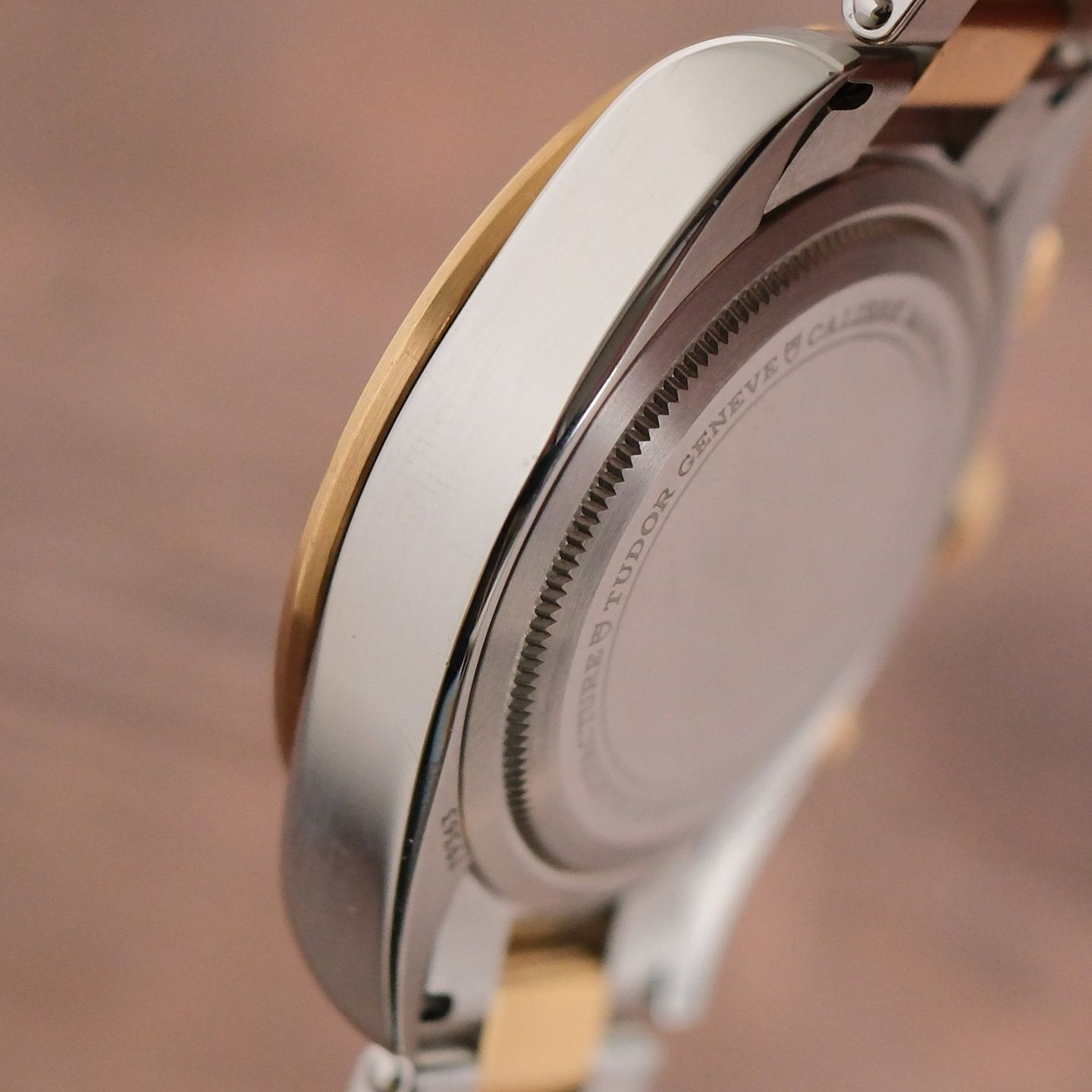 Tudor Black Bay Chrono 79363N (2023) - Black dial 41 mm Gold/Steel case (3/8)