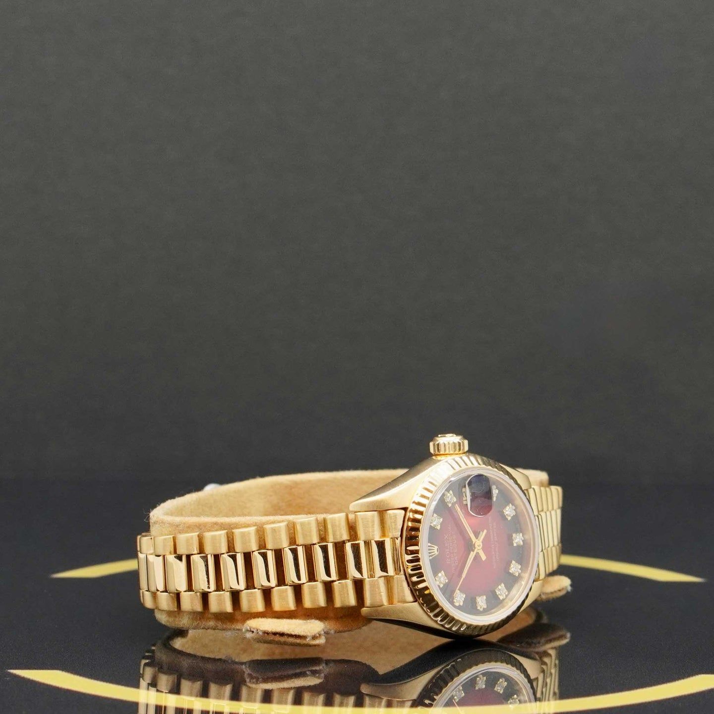 Rolex Lady-Datejust 69178 (1990) - Red dial 26 mm Yellow Gold case (5/7)