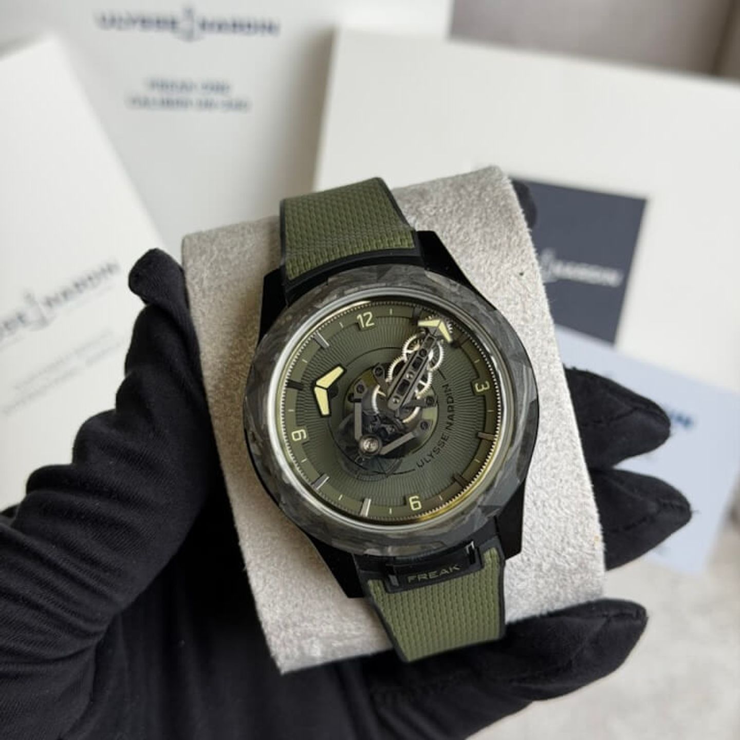 Ulysse Nardin Freak 2403-500-8A/3A - (1/7)