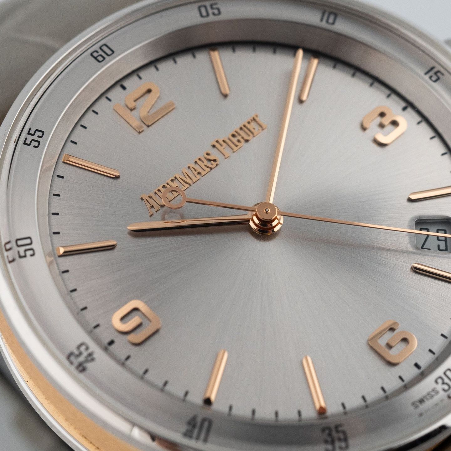 Audemars Piguet CODE 11.59 15210CR.OO.A009CR.01 - (3/7)