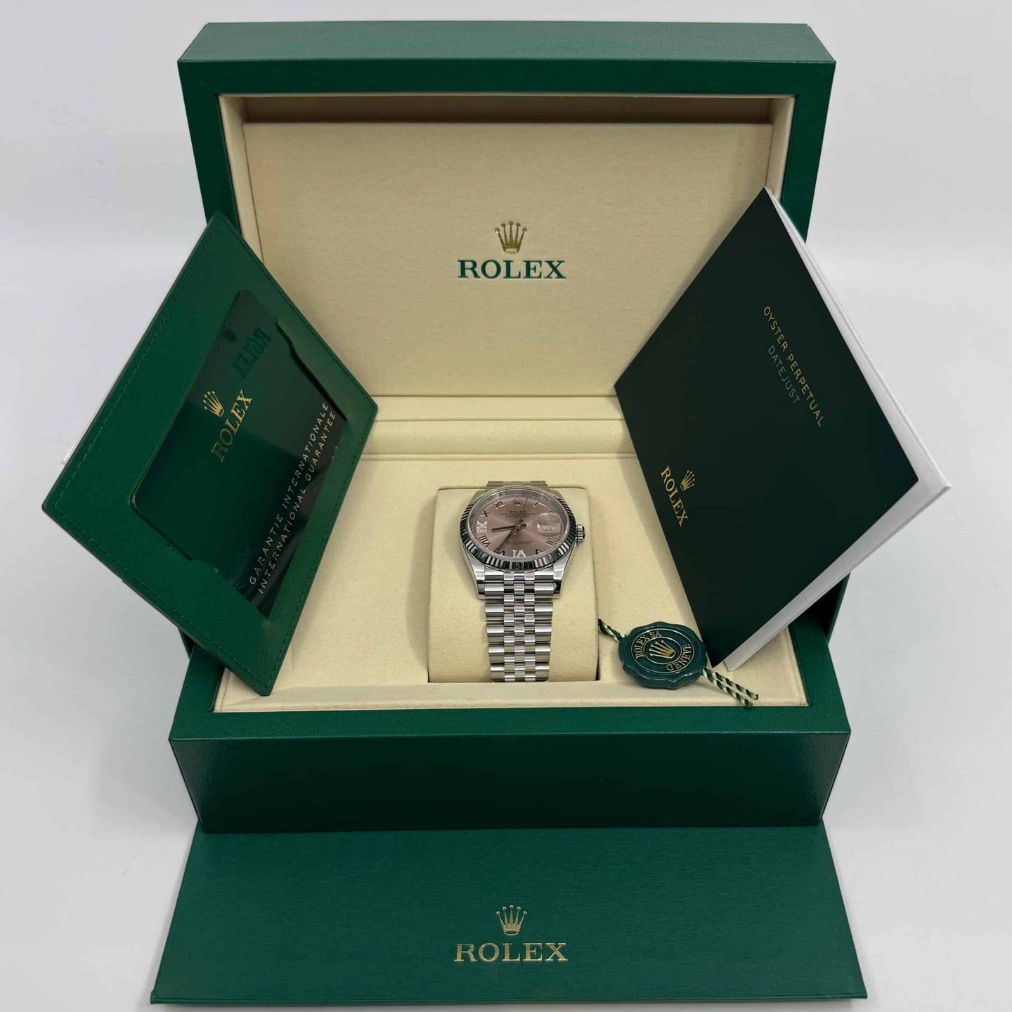 Rolex Datejust 36 126234 (2025) - Pink dial 36 mm Steel case (3/8)