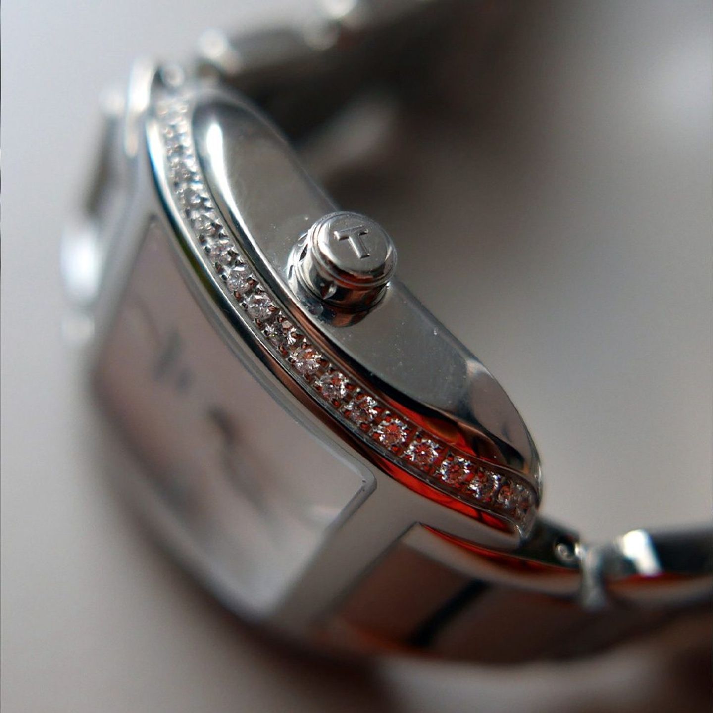 Tissot Unknown T02.1.385.71 (2025) - White dial 24 mm Steel case (5/8)