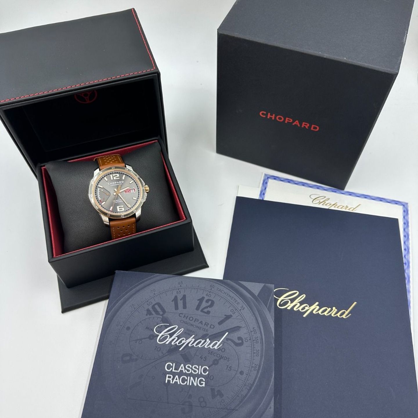 Chopard Mille Miglia 168566-6001 (2024) - Grijs wijzerplaat 43mm Goud/Staal (2/8)