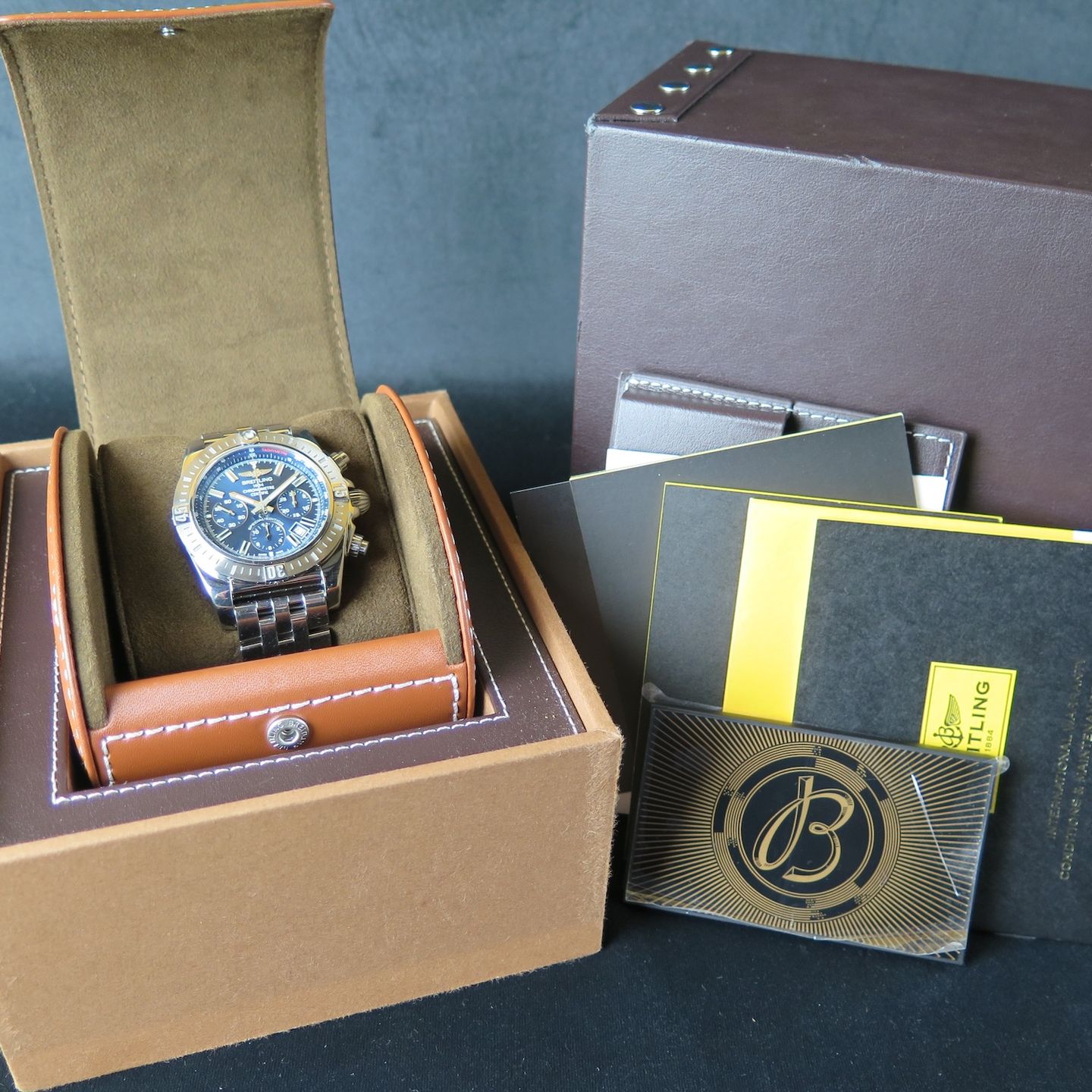 Breitling Chronomat 44 AB011511/C956 (2018) - Blue dial 44 mm Steel case (8/8)