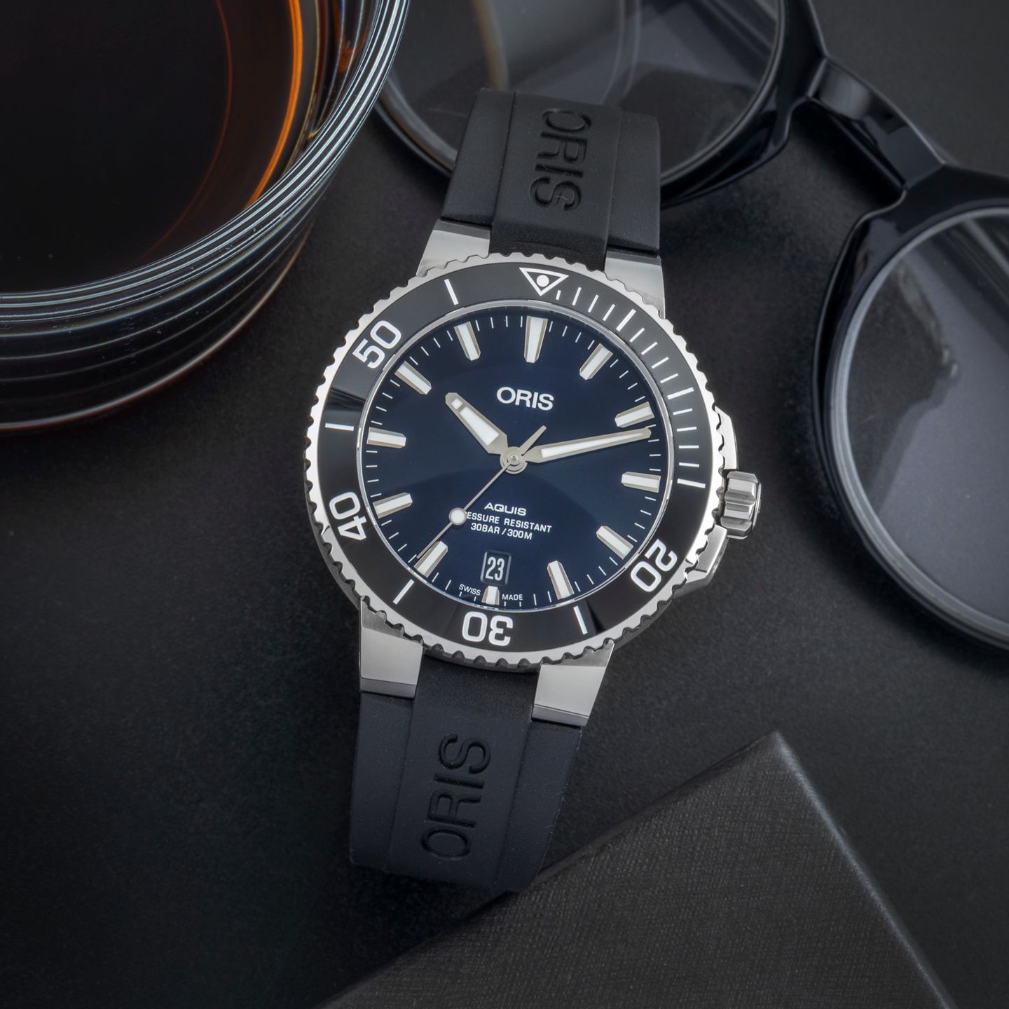 Oris Aquis Date 01 733 7732 4135-07 4 21 64FC - (1/8)