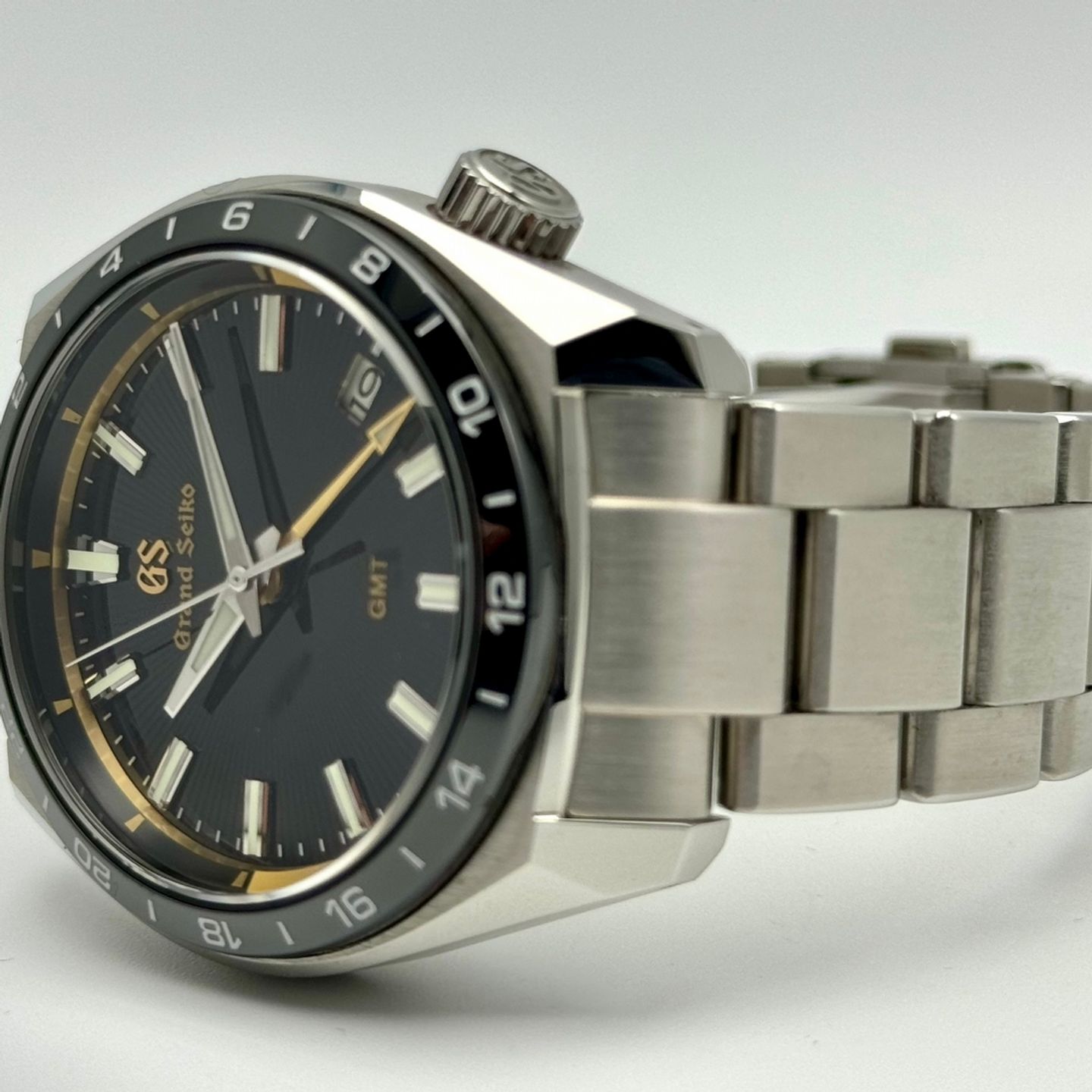 Grand Seiko Sport Collection SBGN023 (2022) - Black dial 40 mm Steel case (10/10)
