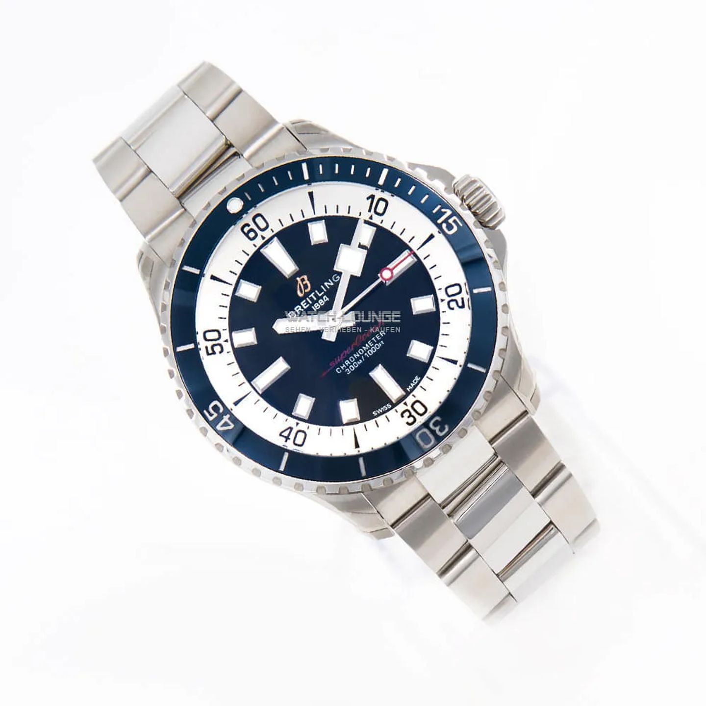 Breitling Superocean 42 A17375E71C1A1 (2025) - Blue dial 42 mm Steel case (2/8)