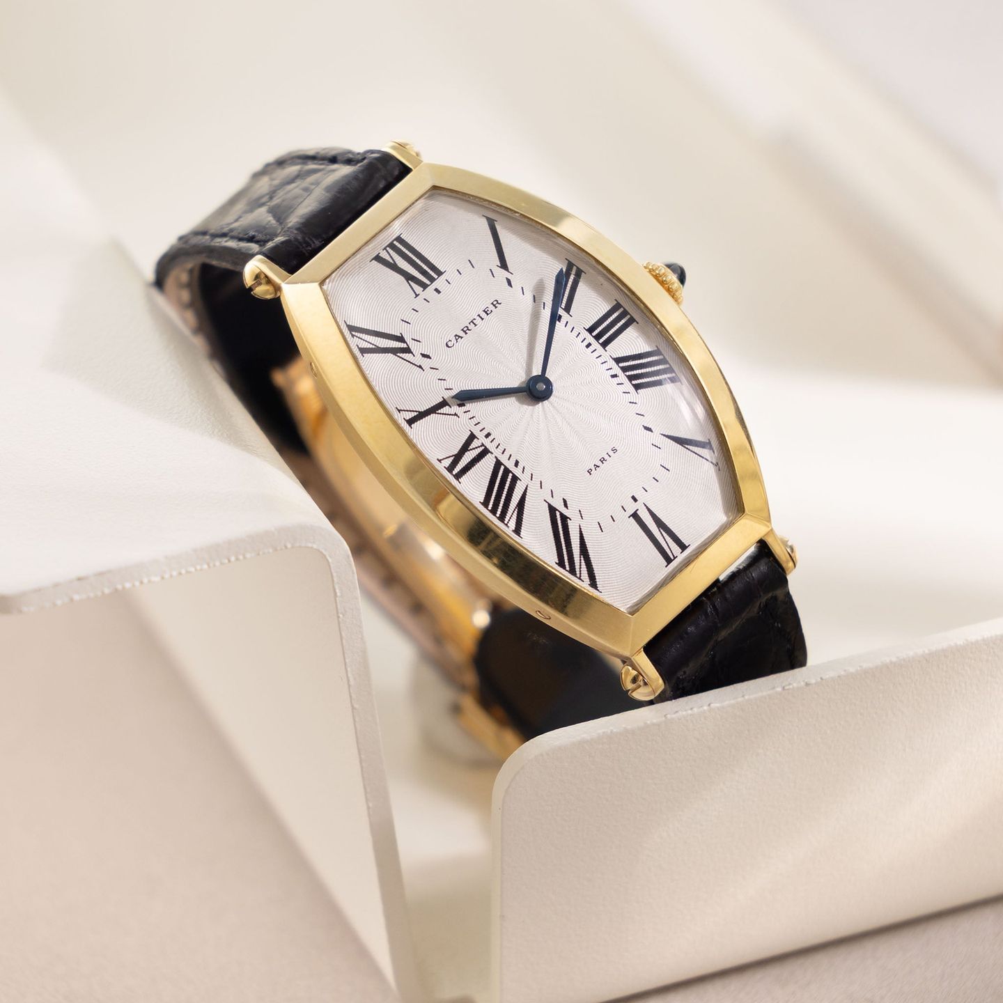 Cartier Tonneau Unknown - (3/8)