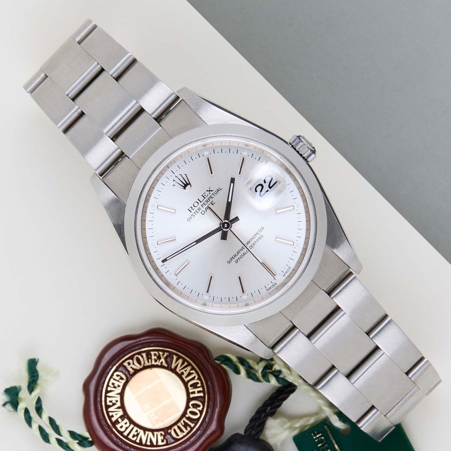 Rolex Oyster Perpetual Date 15200 - (1/8)