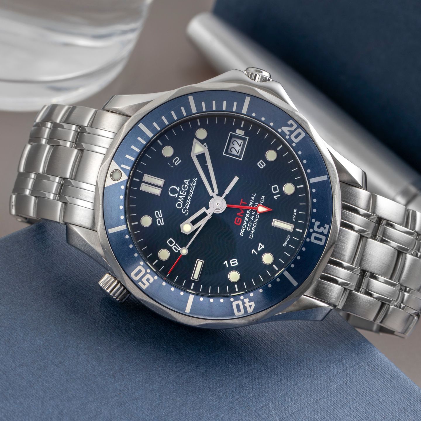 Omega Seamaster Diver 300 M 2535.80.00 (2008) - Blue dial 41 mm Steel case (2/8)