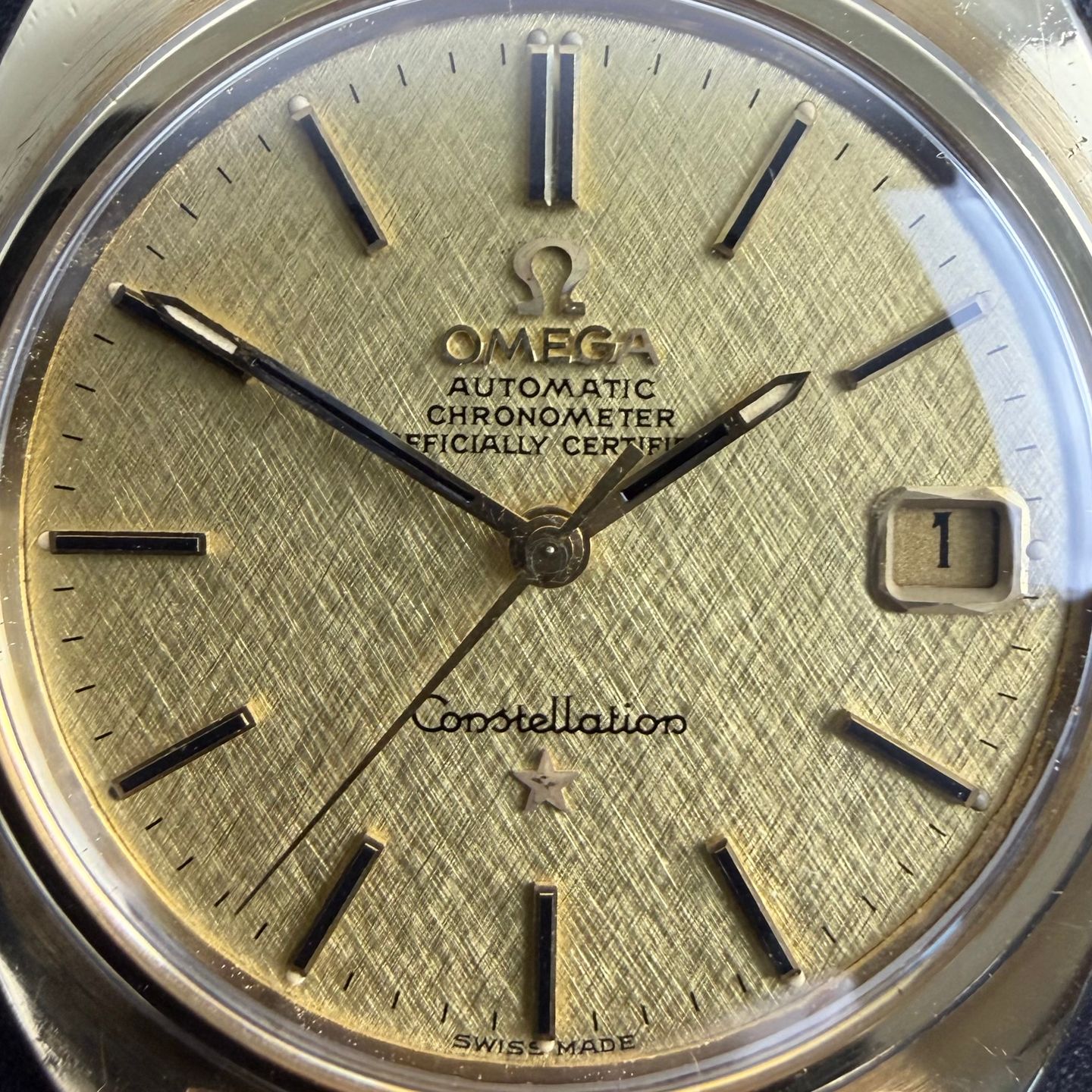 Omega Constellation 168.017 (1971) - Gold dial 35 mm Gold/Steel case (8/8)