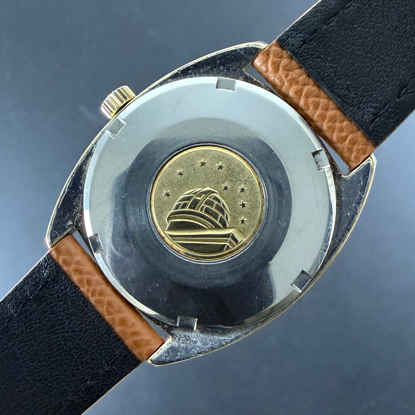 Omega Constellation 168.017 (1971) - Gold dial 35 mm Gold/Steel case (3/8)