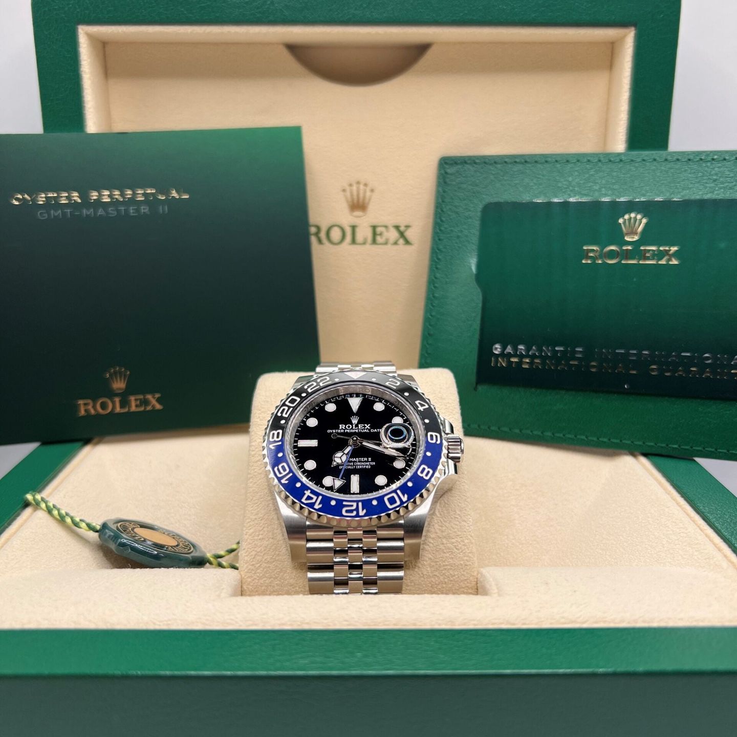 Rolex GMT-Master II 126710BLNR - (2/5)