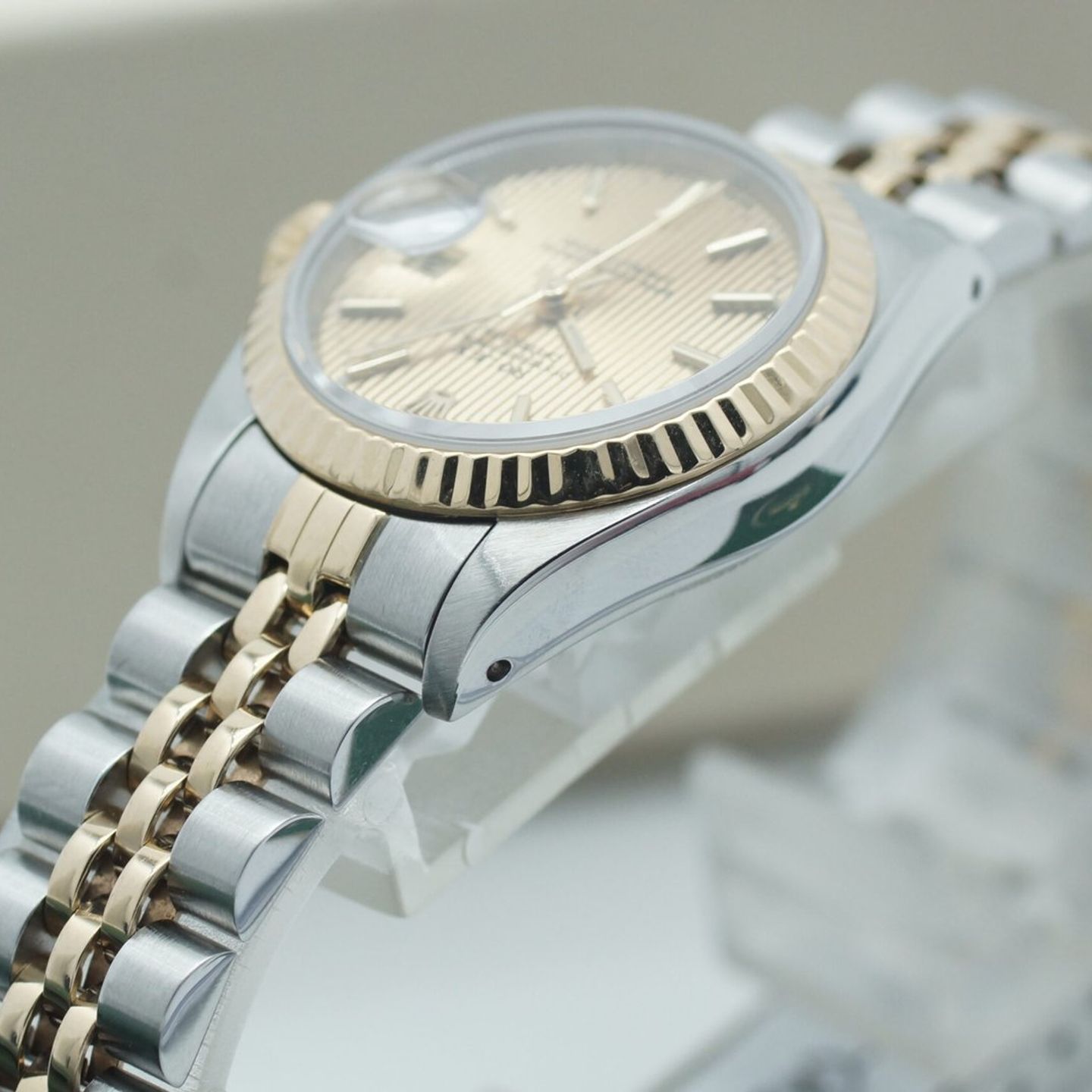 Rolex Lady-Datejust 69173 (1985) - Champagne wijzerplaat 26mm Goud/Staal (7/8)