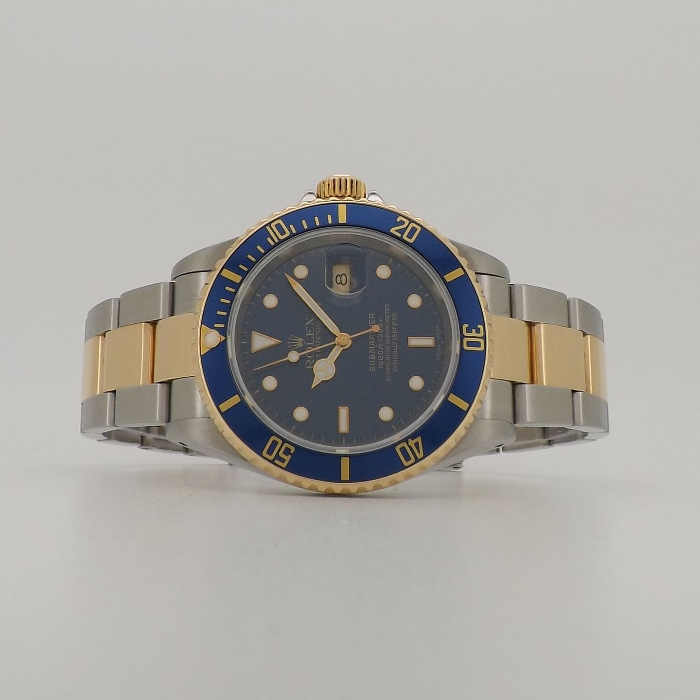 Rolex Submariner Date 16613 (2002) - Blauw wijzerplaat 40mm Goud/Staal (3/8)