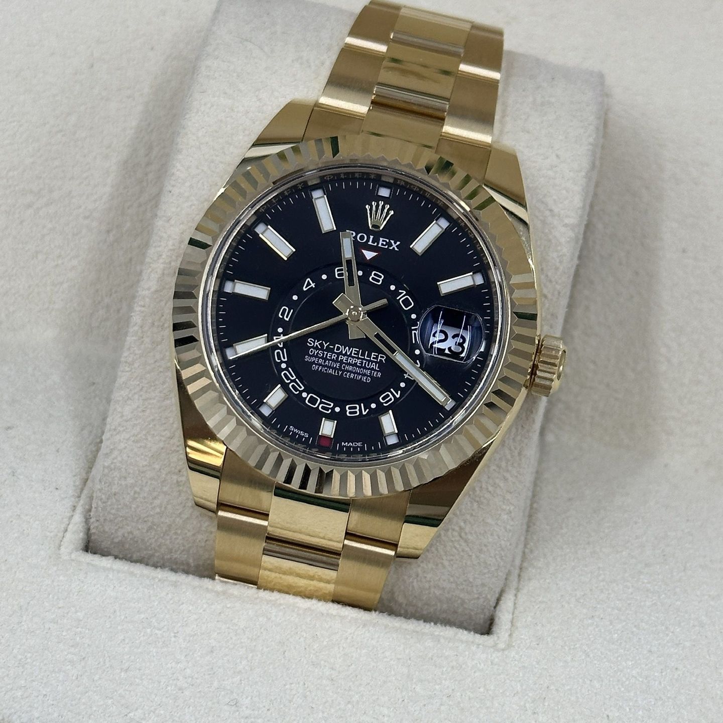 Rolex Sky-Dweller 326938 (Onbekend (willekeurig serienummer)) - Zwart wijzerplaat 42mm Geelgoud (7/8)