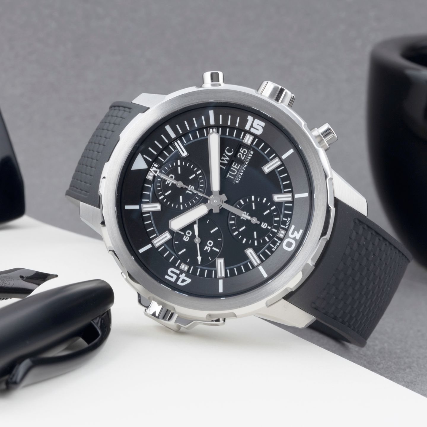 IWC Aquatimer Chronograph IW376803 (Onbekend (willekeurig serienummer)) - Zwart wijzerplaat 44mm Staal (2/8)