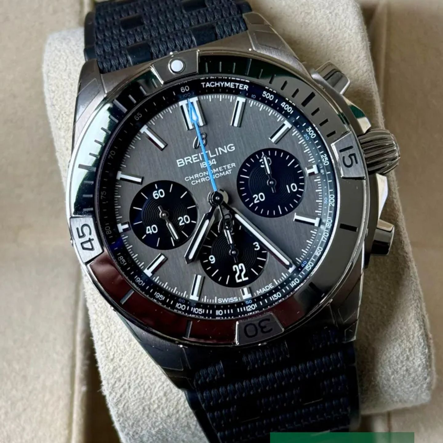 Breitling Chronomat EB0134101M1S1 - (1/1)