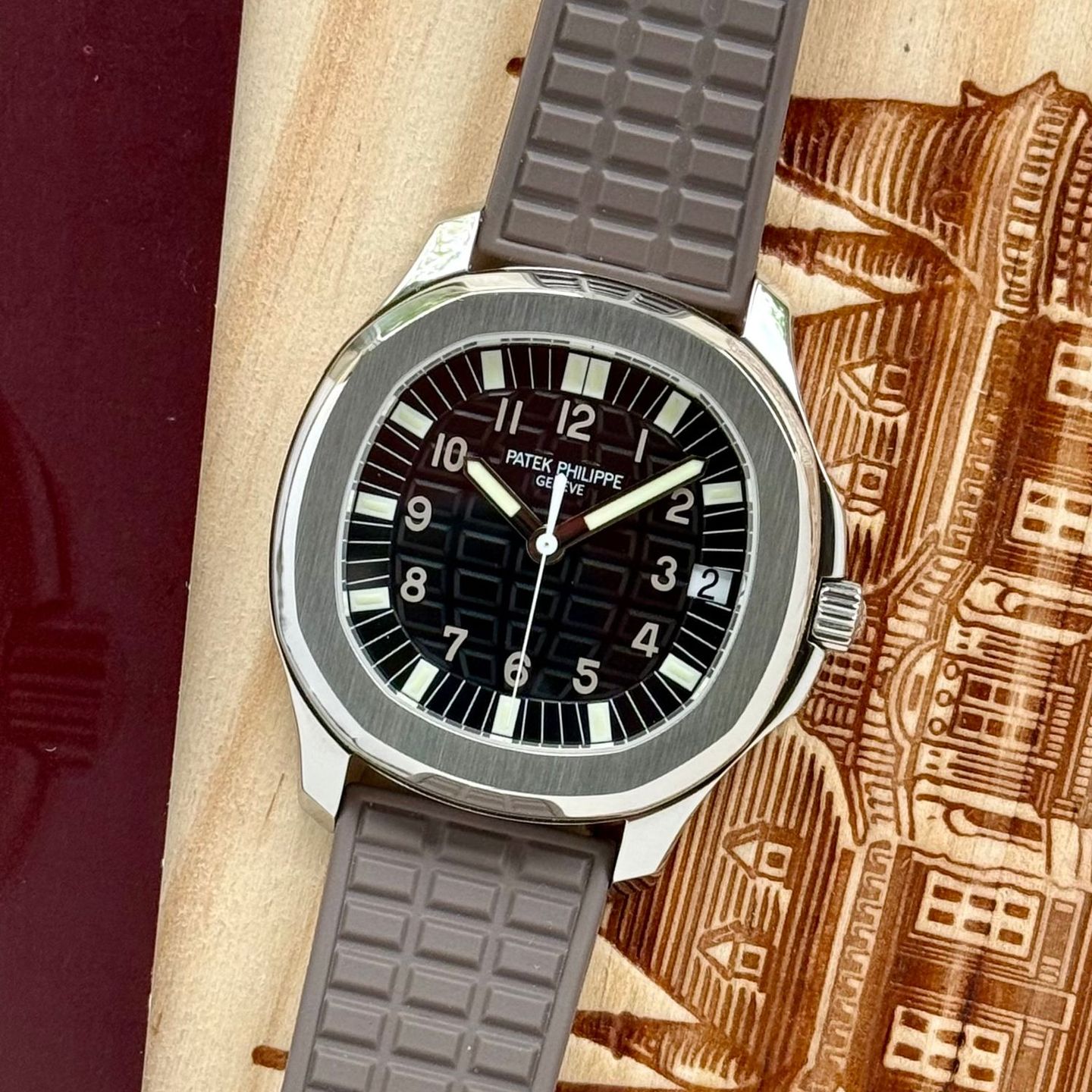 Patek Philippe Aquanaut 5065 - (1/8)