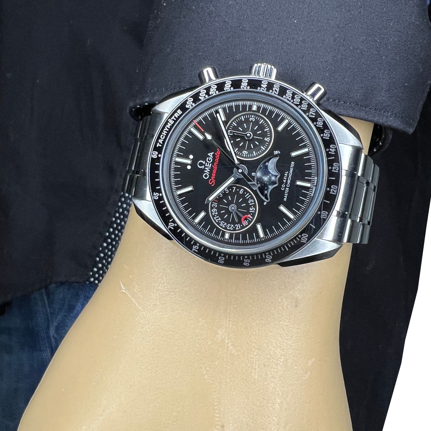 Omega Speedmaster Professional Moonwatch Moonphase 304.30.44.52.01.001 (2024) - Black dial 44 mm Steel case (2/8)