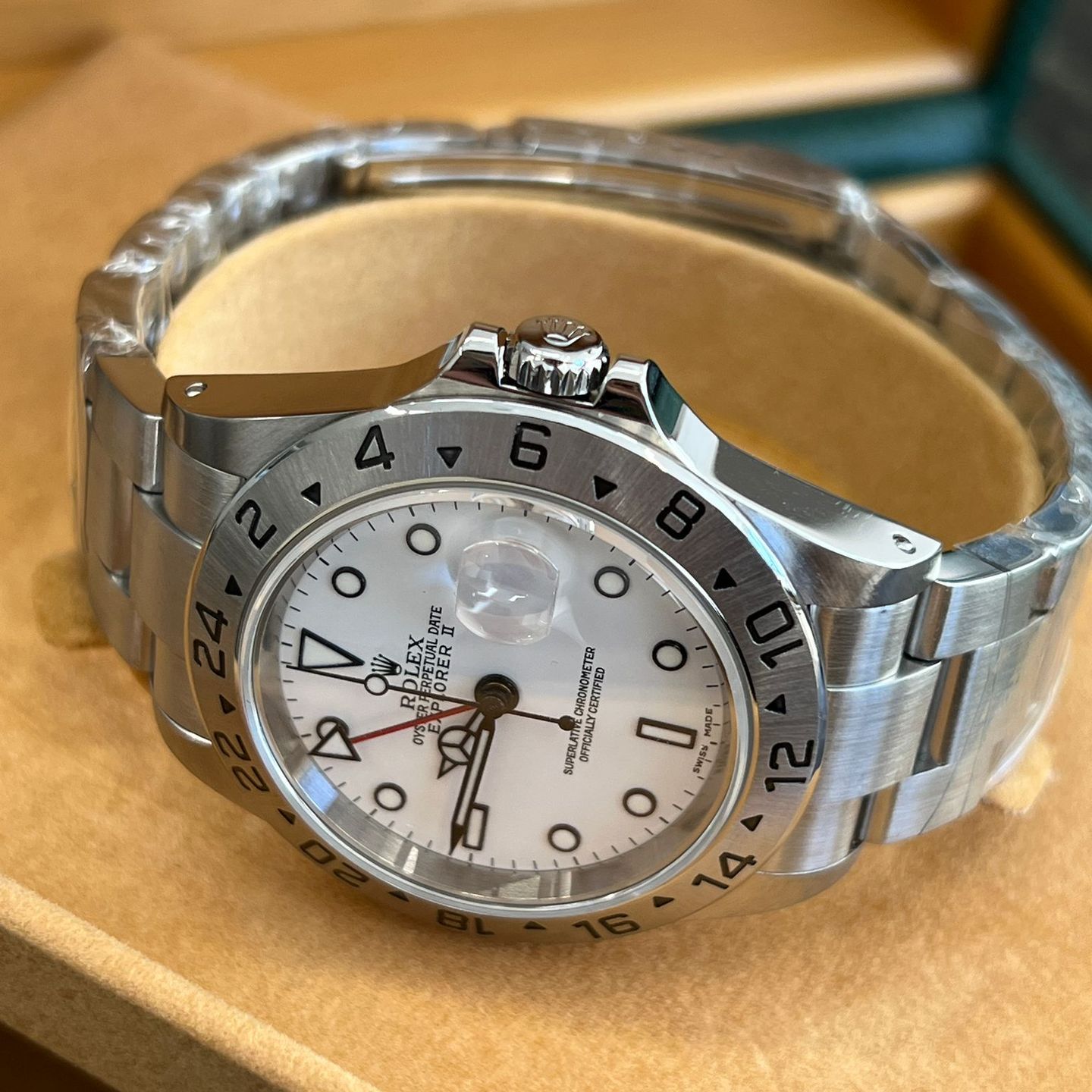 Rolex Explorer II 16570 - (4/8)