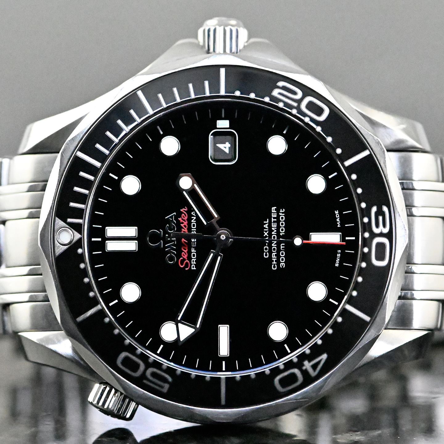 Omega Seamaster Diver 300 M 212.30.41.20.01.003 (2014) - Zwart wijzerplaat 41mm Staal (2/8)