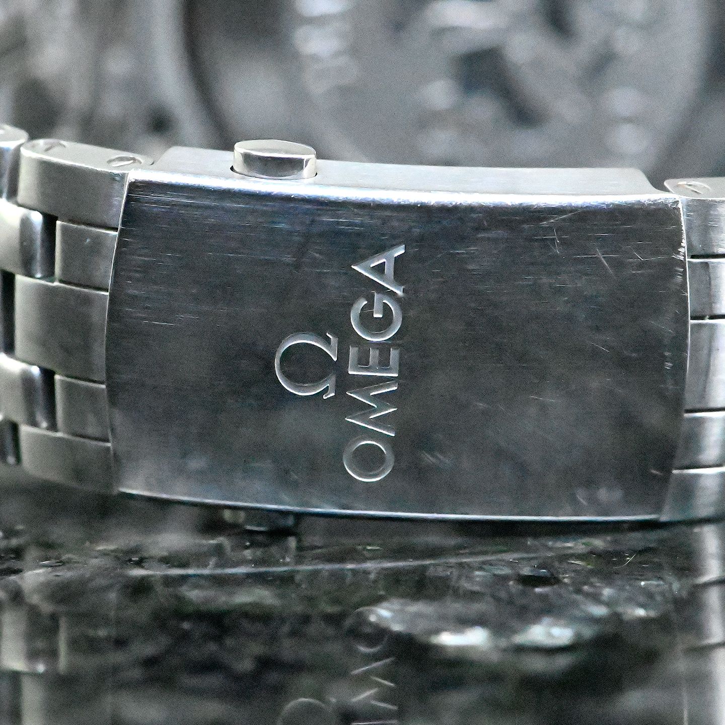 Omega Seamaster Diver 300 M 212.30.41.20.01.003 (2014) - Zwart wijzerplaat 41mm Staal (5/8)