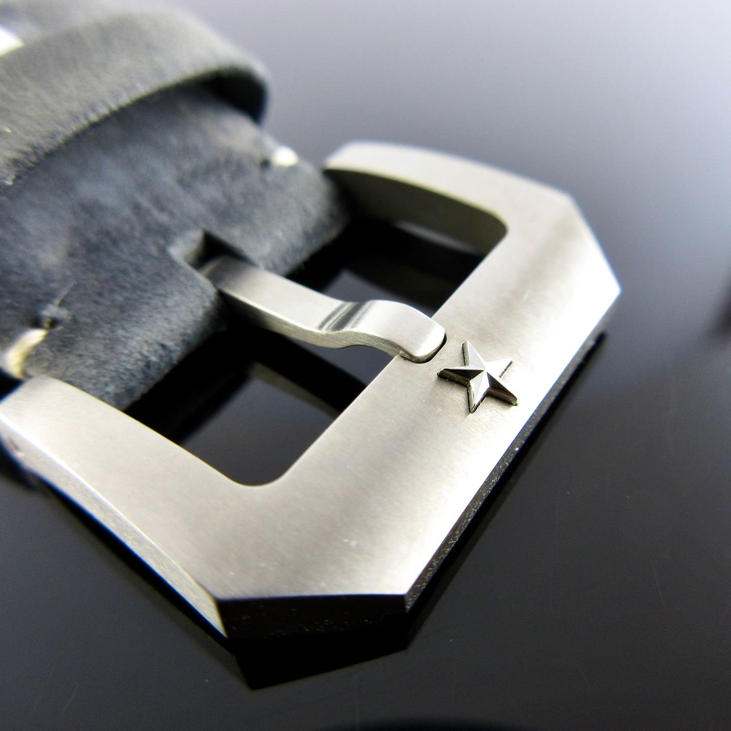 Zenith Pilot Type 20 Extra Special 29.1940.679/57.C808 (2025) - Zwart wijzerplaat 40mm Brons (6/8)