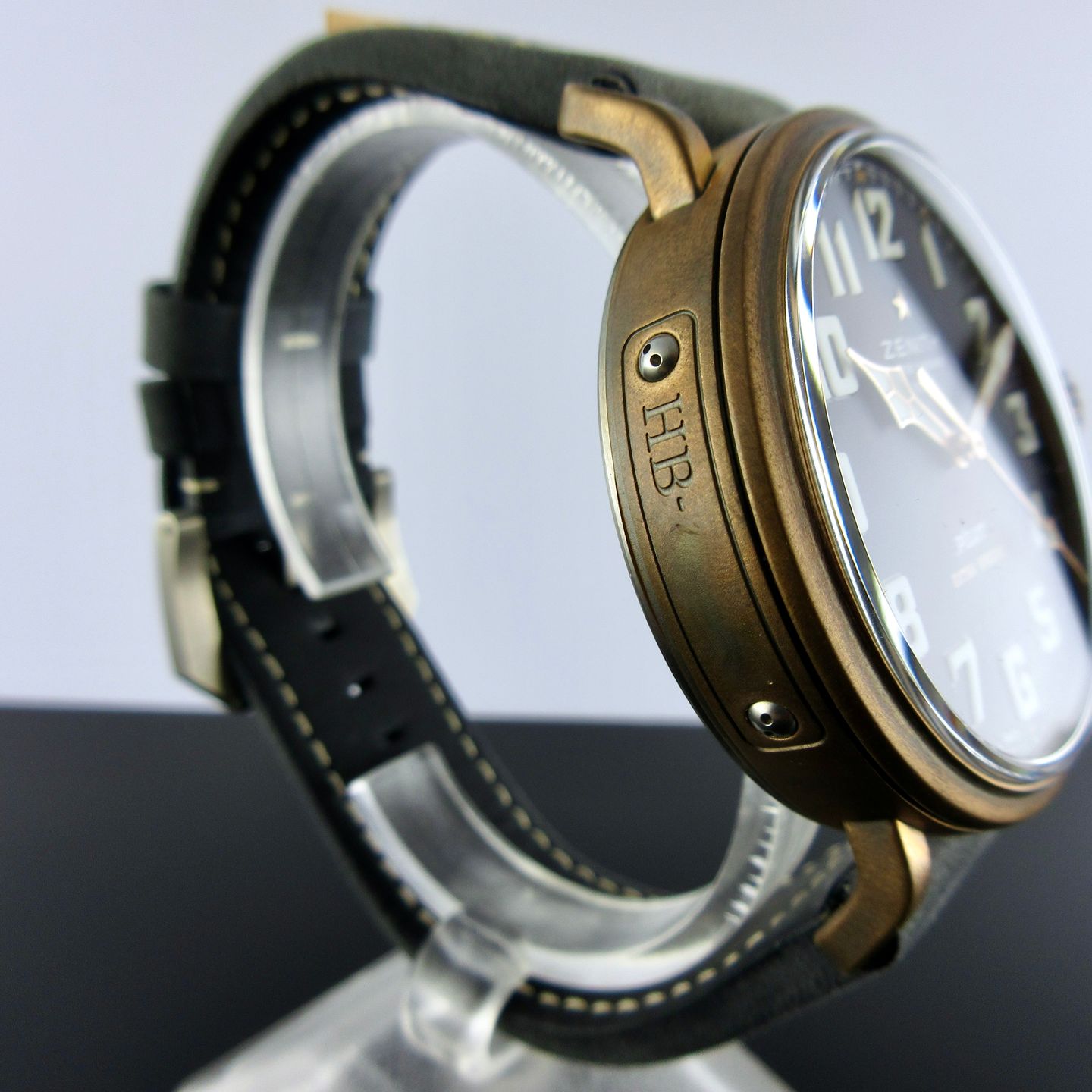 Zenith Pilot Type 20 Extra Special 29.1940.679/57.C808 (2025) - Zwart wijzerplaat 40mm Brons (4/8)