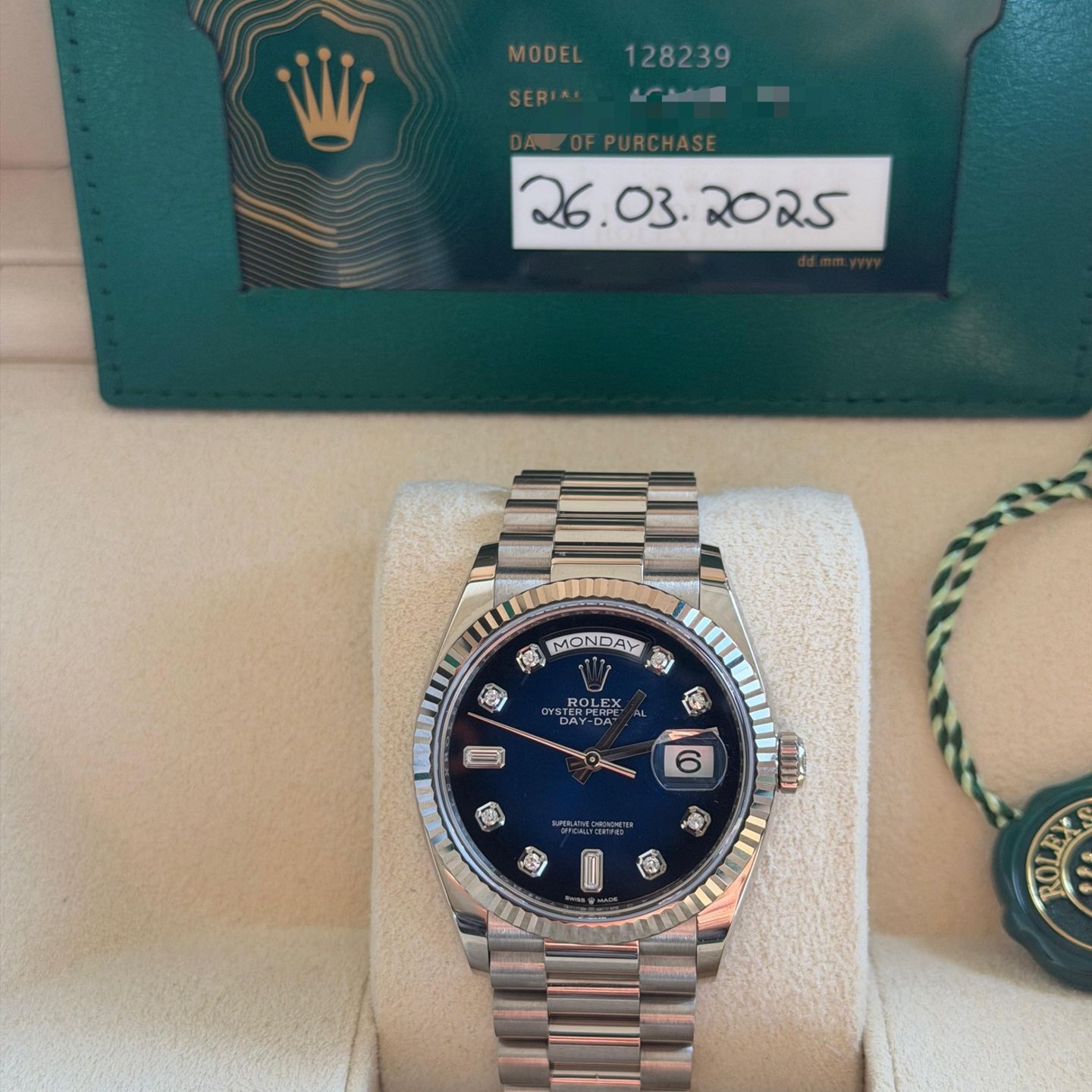 Rolex Day-Date 36 128239 (2025) - Blue dial 36 mm White Gold case (1/6)