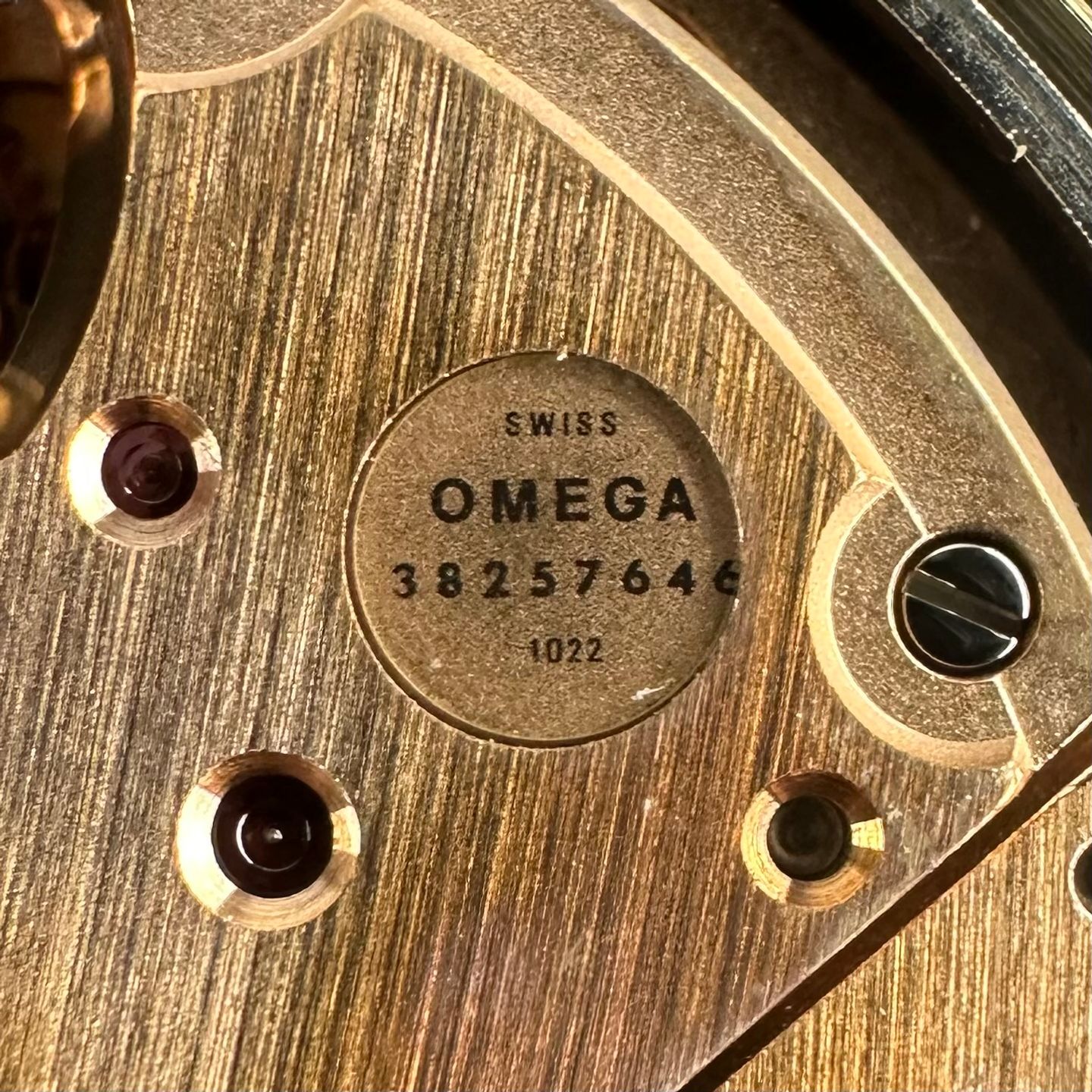 Omega Genève 166.0169 - (4/8)