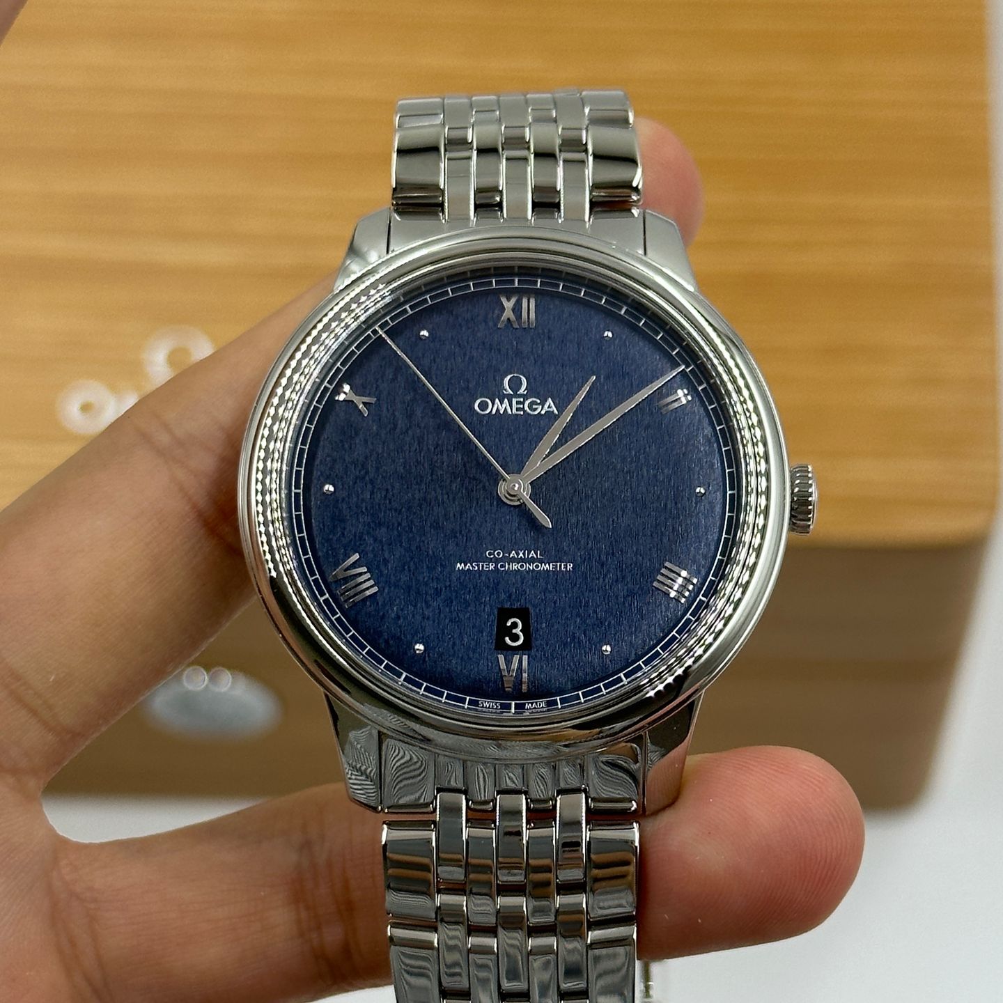 Omega De Ville Prestige 434.10.40.20.03.001 (2024) - Blauw wijzerplaat 40mm Staal (5/8)